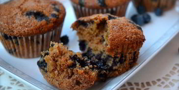 маффины здоровье с цельнозерновой мукой и черникой