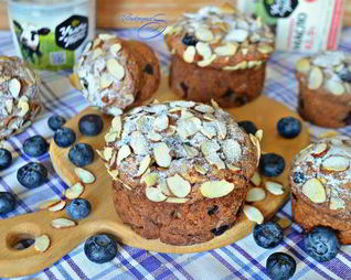 Творожные маффины с черникой