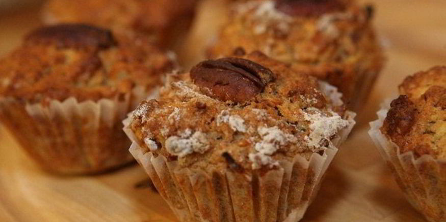 Рецепт яблочных маффинов с орехами пекан