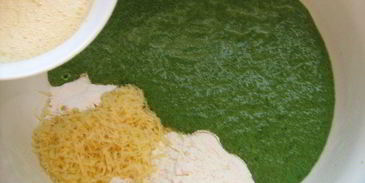 закусочные зеленые маффины со шпинатом и сыром