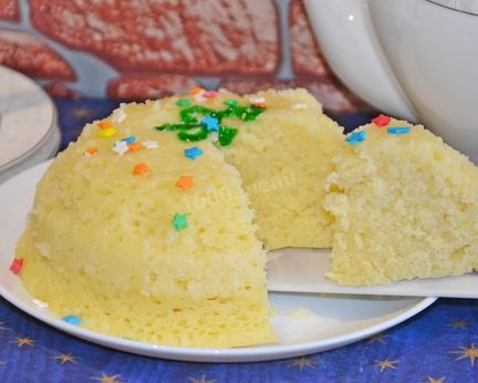 Манник в микроволновке на кефире быстро и вкусно