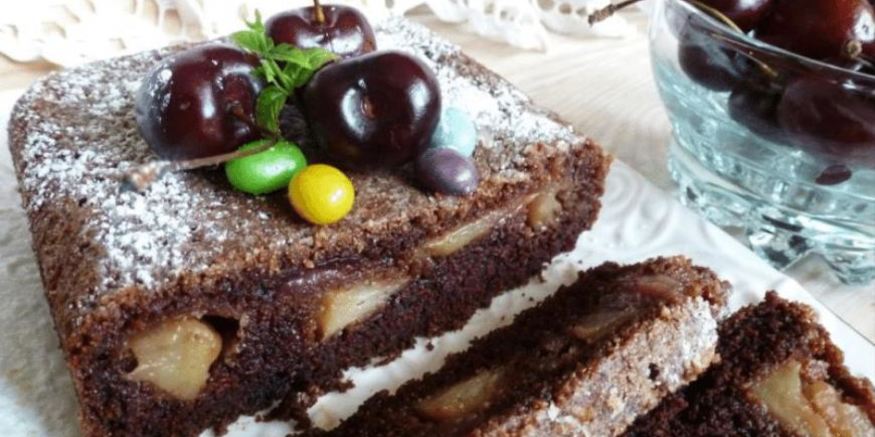 Рецепт шоколадного манника с карамелизованными яблоками