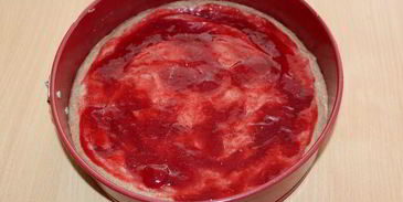 шоколадный манник с малиновым джемом