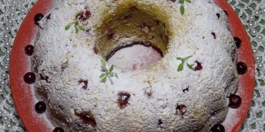 Рецепт творожного манника с клюквой