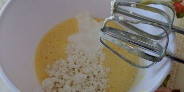 творожный манник с клюквой