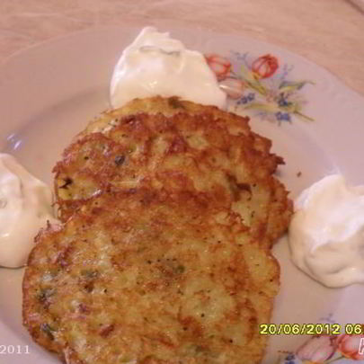 Оладьи из кабачка с творогом и брынзой