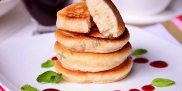 оладьи на сыворотке пышные без яиц