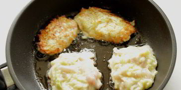 оладьи с кабачком и курицей