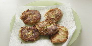 оладьи с кабачком и курицей