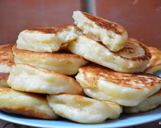 Пышные оладушки на кефире