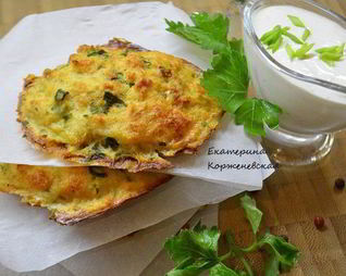 Рыбные оладушки с йогуртовым соусом