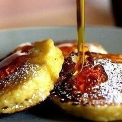 Яблочные оладьи с ванилью