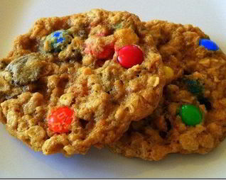 Овсяно-банановое печенье с M&Ms