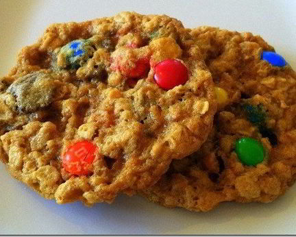 Овсяно-банановое печенье с M&Ms