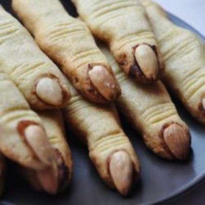 Печенье пальцы ведьмы