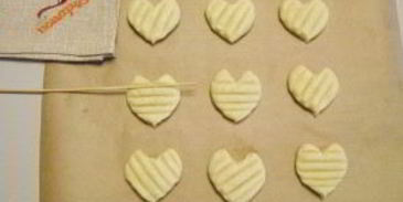 печенье в форме сердечек