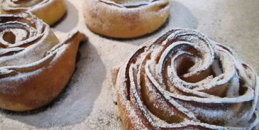 печенье яблочные розочки