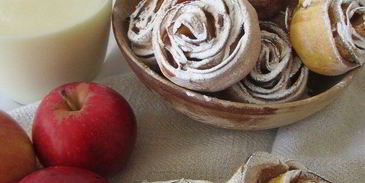 печенье яблочные розочки