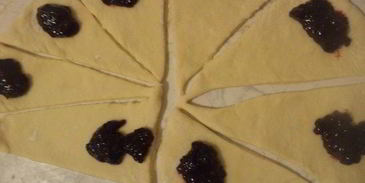 рогалики со смородиновым джемом