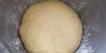 сдобные рогалики с яблоками