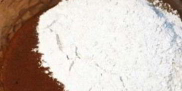 шоколадное печенье с корицей и кофе