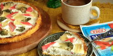 киш на овощном корже с крабовыми палочками