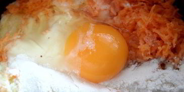 киш на овощном корже с крабовыми палочками