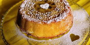 кукурузный пирог с творогом и вяленой клюквой