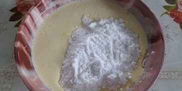 насыпной пирог с клубникой