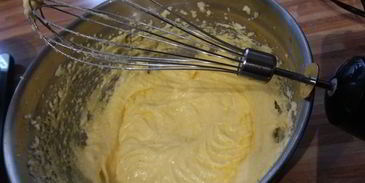 ореховый пирог с запеченными яблоками