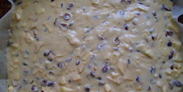 пирог дровосека с клюквой, яблоками и кокосовым топпингом