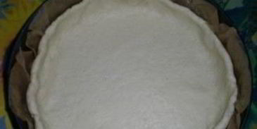 пирог из клубники в мультиварке