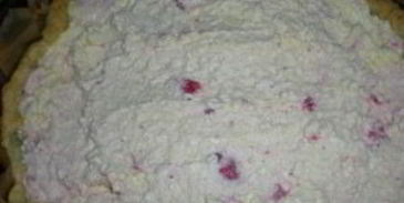 пирог из клубники в мультиварке