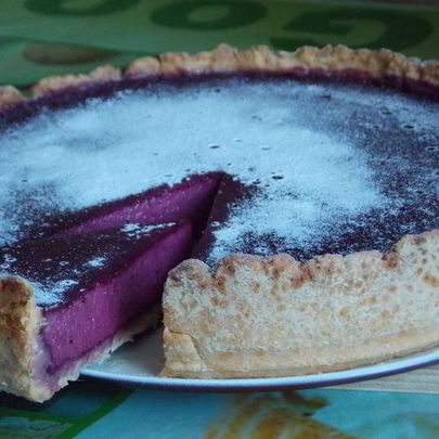 Пирог с черной смородиной