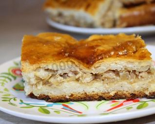 Пирог с капустой и мясным фаршем дрожжевой