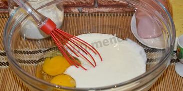 пирог с колбасой и сыром