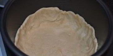 пирог с курицей в мультиварке