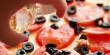 пирог с томатами и салатом