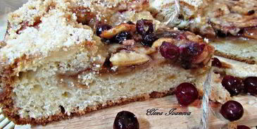 сладкий пирог с яблоками и клюквой