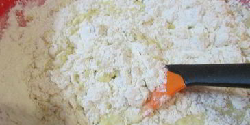 сладкий пирог с яблоками и клюквой