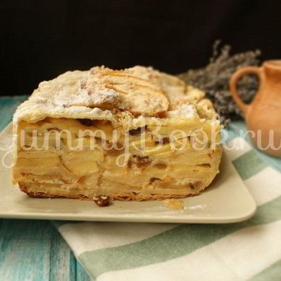 Яблочный пирог из слоеного теста