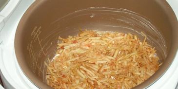 яблочный пирог в мультиварке открытый