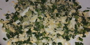 заливной пирог с зеленым луком и яйцом