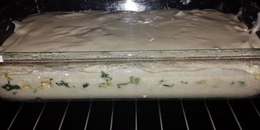 заливной пирог с зеленым луком и яйцом