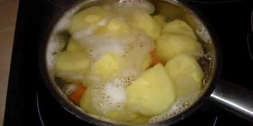 картофельные пирожки со скумбрией