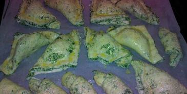 летние пирожки, слоеные зеленью