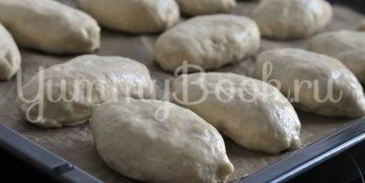 пирожки дрожжевые с картофелем и печенью