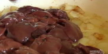 пирожки из слоеного теста с печенью