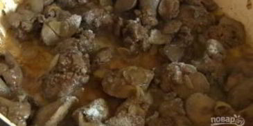 пирожки из слоеного теста с печенью