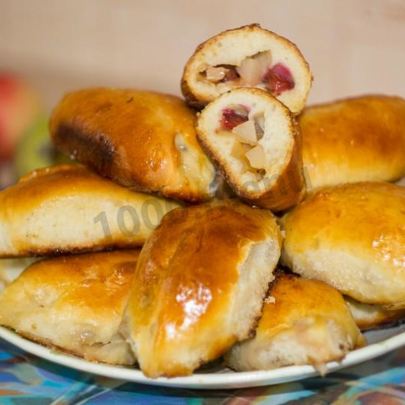 Пирожки с фруктами в духовке